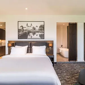 https://ammonite-hotel-amsterdam.thehaguehotels.net